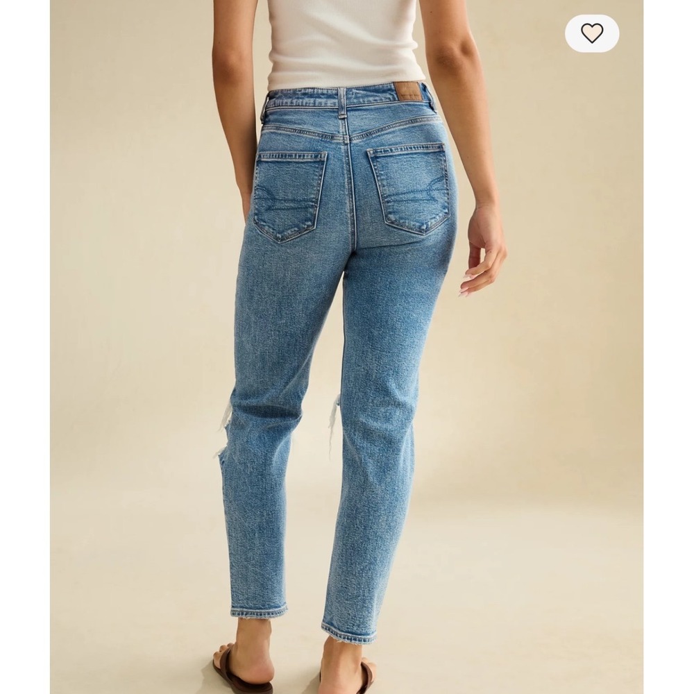 American Eagle Distressed Strigid Jeans High Waisted Medium Wash Blue Denim Sz 8